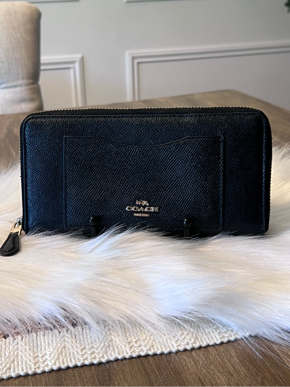 Coach Black Crossgrain Accordion Long Zip Wallet